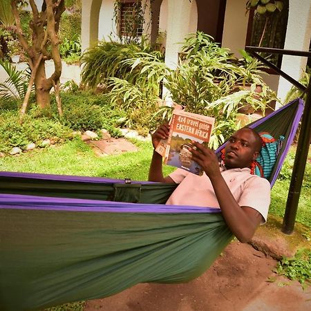 Elementis Entebbe Hotel Exterior photo